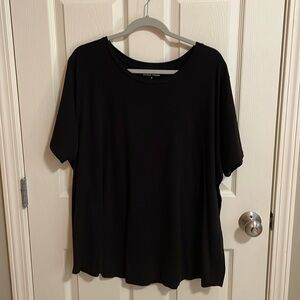 Universal Standard Crewneck T-shirt - XL